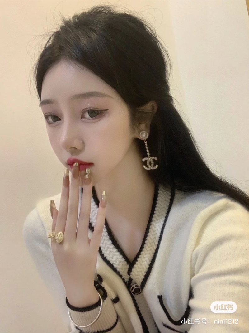 Ch**el earrings